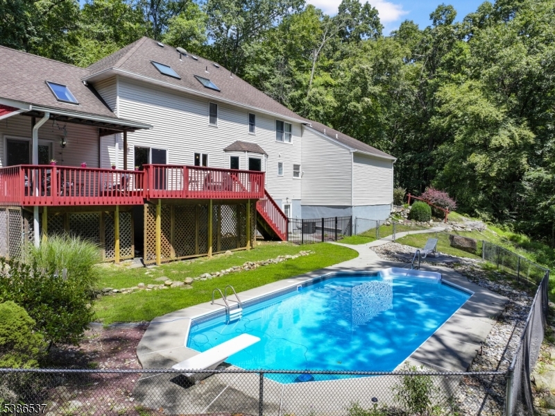 Teetertown - Residential