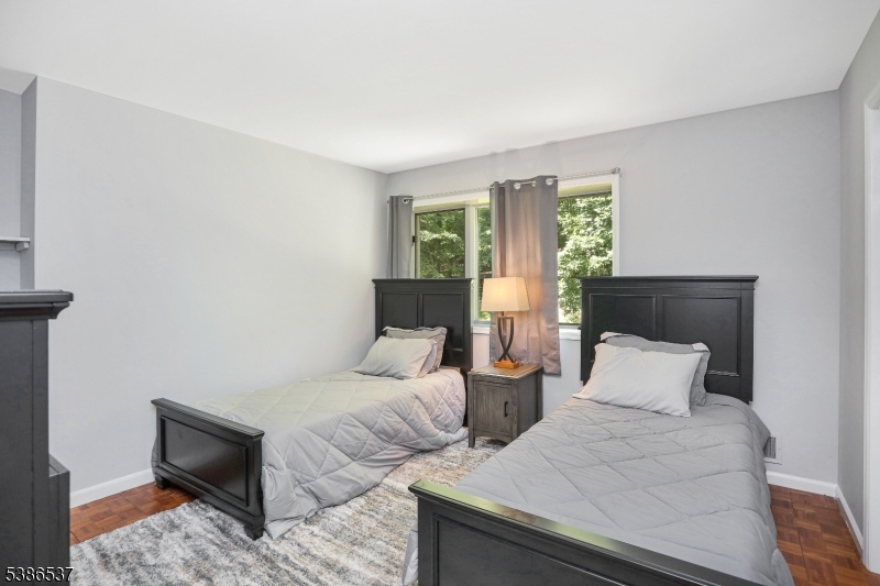 Teetertown - Residential