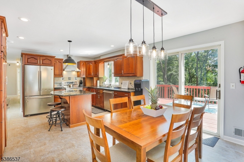 Teetertown - Residential