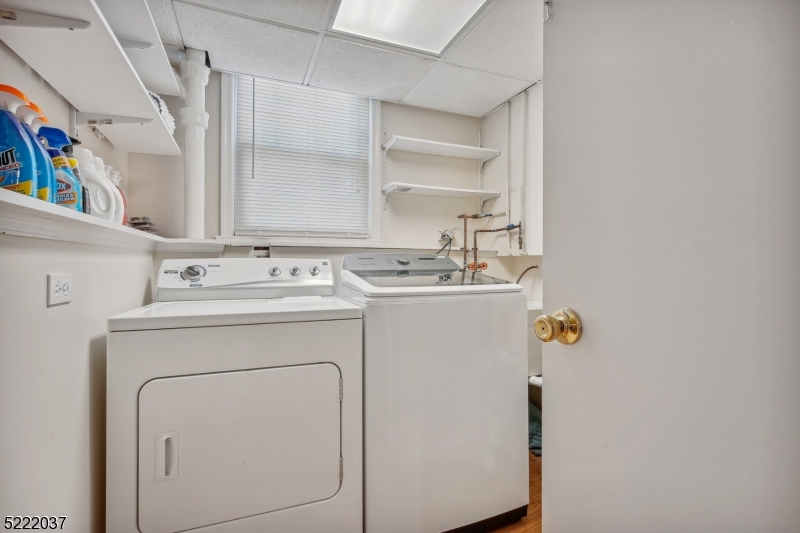 BROADLAWN - Residential