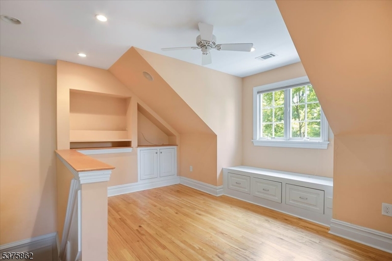 Walk to Town - Residential