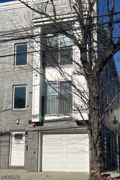 Ironbound - Residential Income