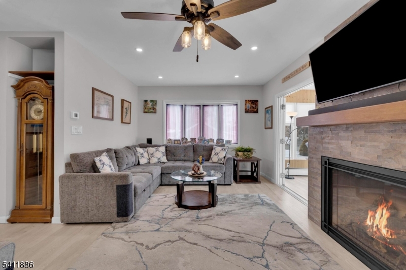 Silver Springs - Residential