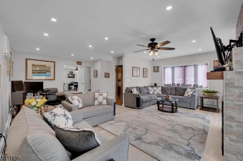 Silver Springs - Residential