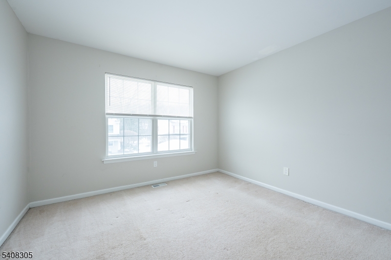 Season Glen - Residential Lease