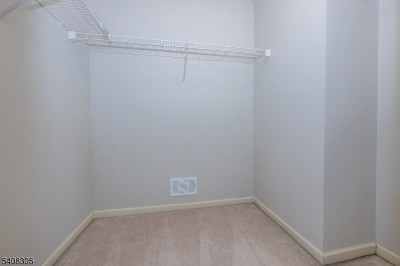 Season Glen - Residential Lease