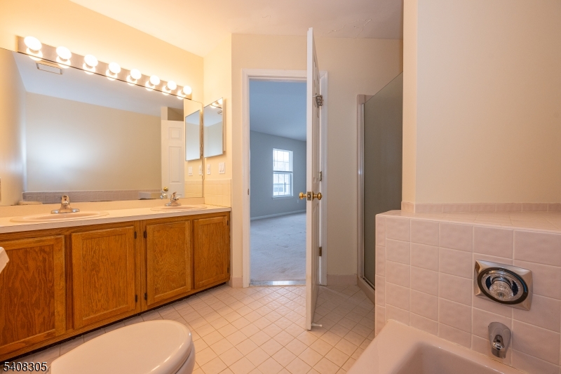 Season Glen - Residential Lease