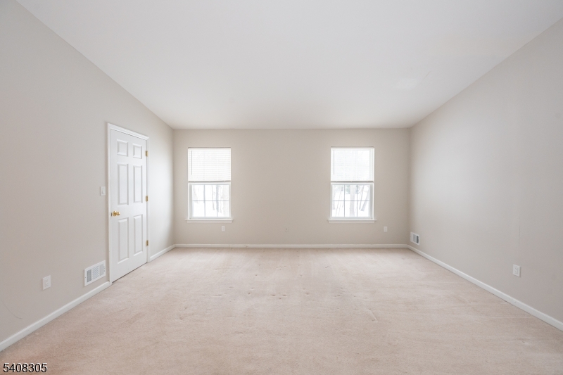 Season Glen - Residential Lease