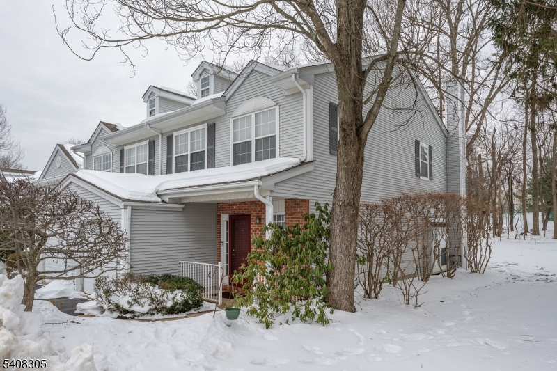 Season Glen - Residential Lease