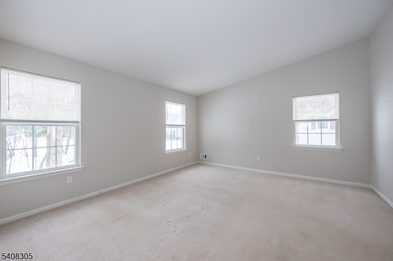 Season Glen - Residential Lease