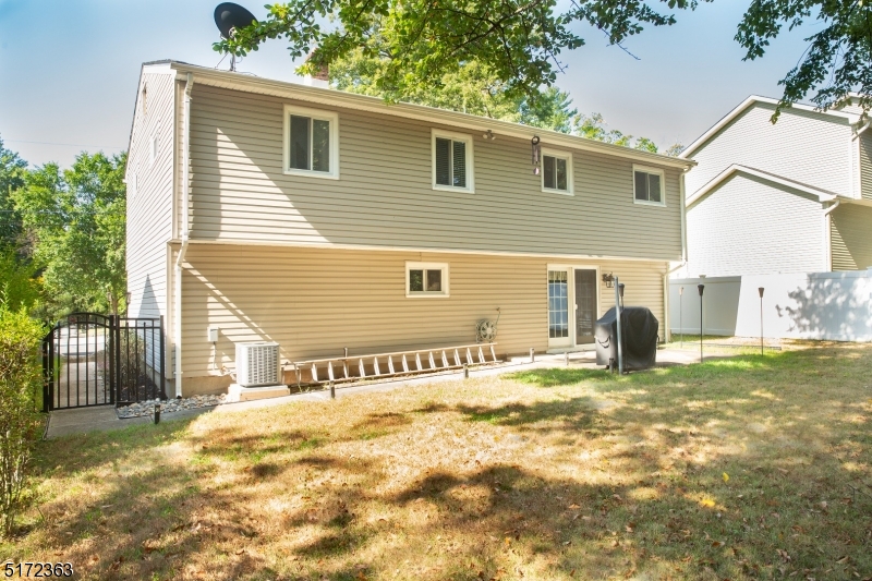 Lake Parsippany - Residential