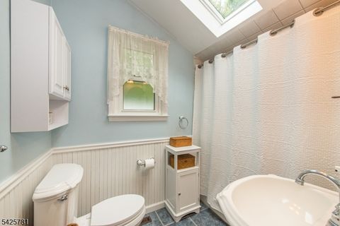 372 E Shore Trl, Sparta Twp., NJ 07871 - #: 4025494