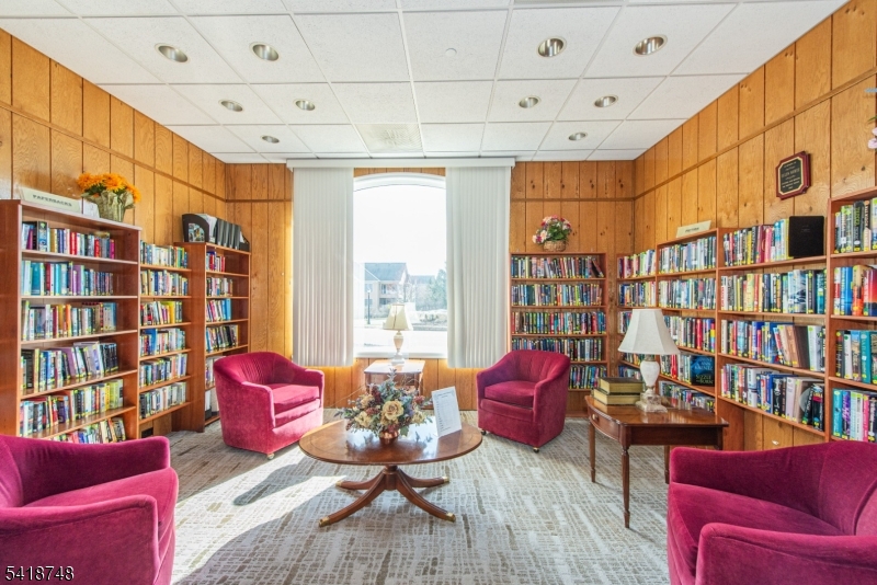 Fox Hills - Residential