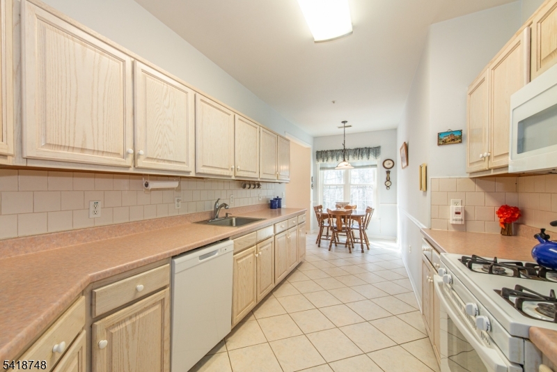 Fox Hills - Residential