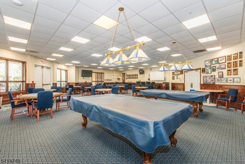 Fox Hills - Residential