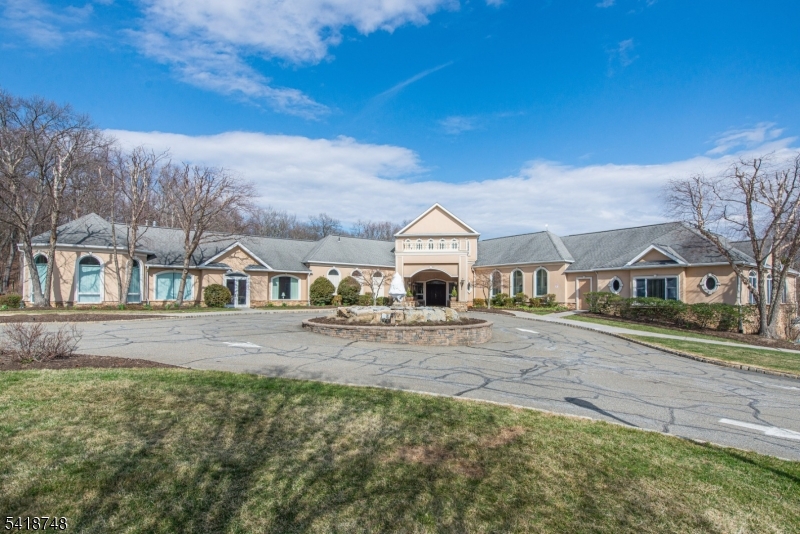 Fox Hills - Residential