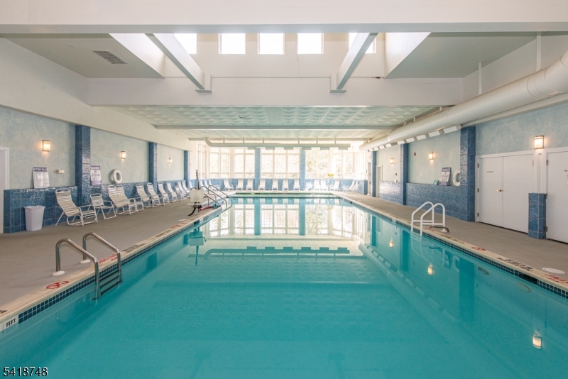 Fox Hills - Residential