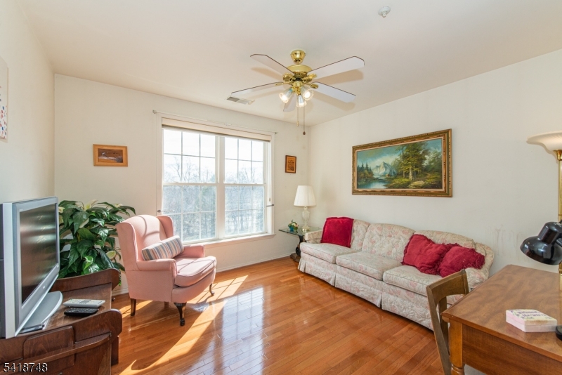 Fox Hills - Residential