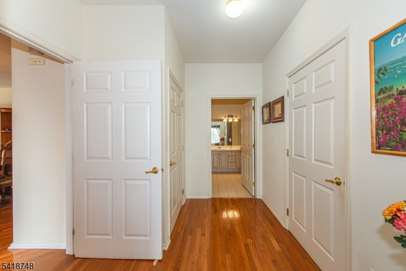 Fox Hills - Residential