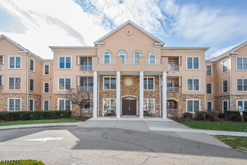 Fox Hills - Residential