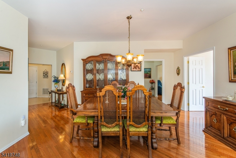 Fox Hills - Residential