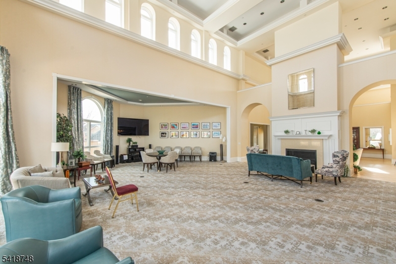 Fox Hills - Residential