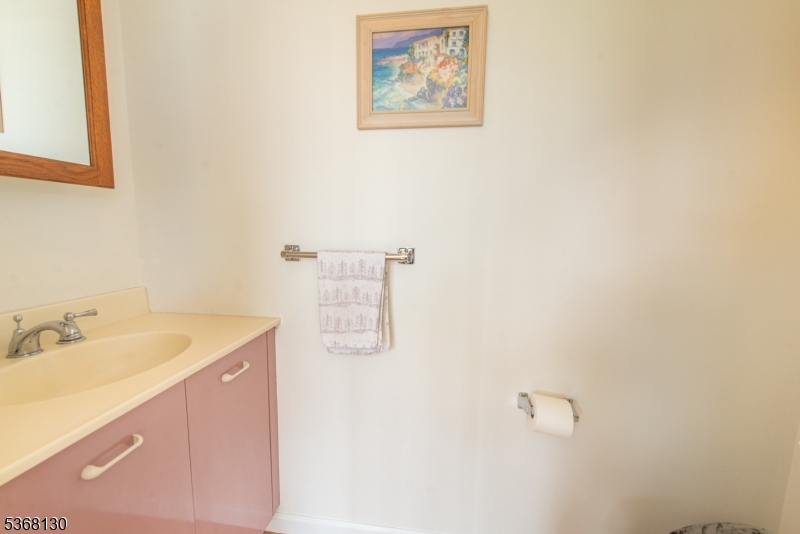 Kenvil - Commercial Sale