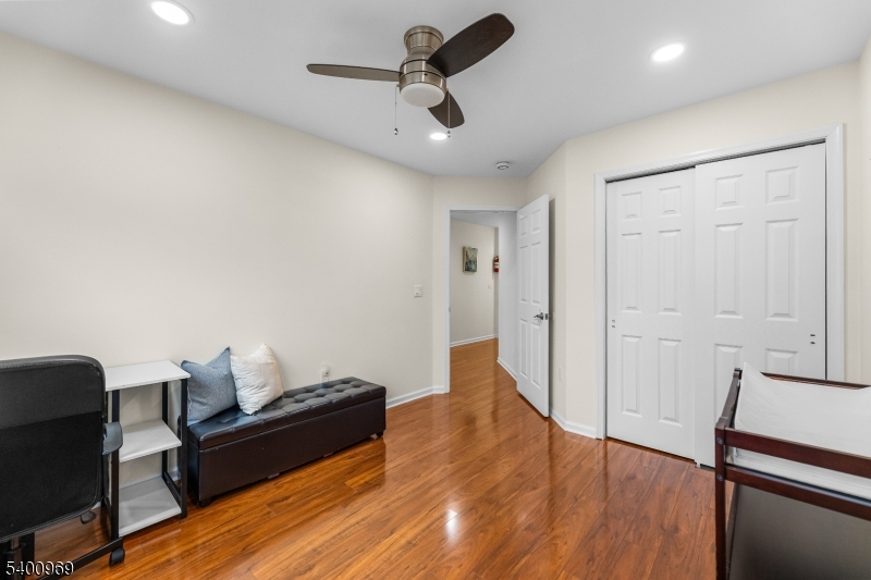 Somerset Glen - Residential