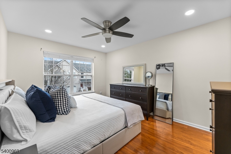 Somerset Glen - Residential