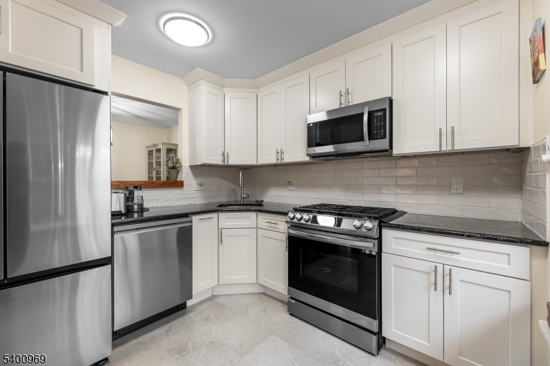 Somerset Glen - Residential