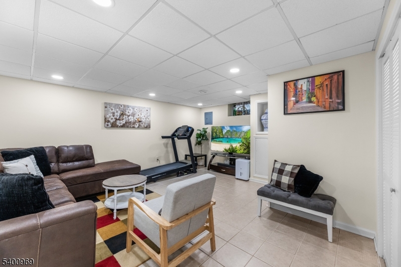 Somerset Glen - Residential