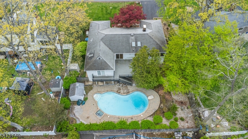 PACKANACK LAKE - Residential