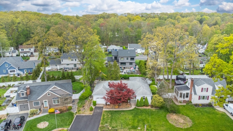 PACKANACK LAKE - Residential