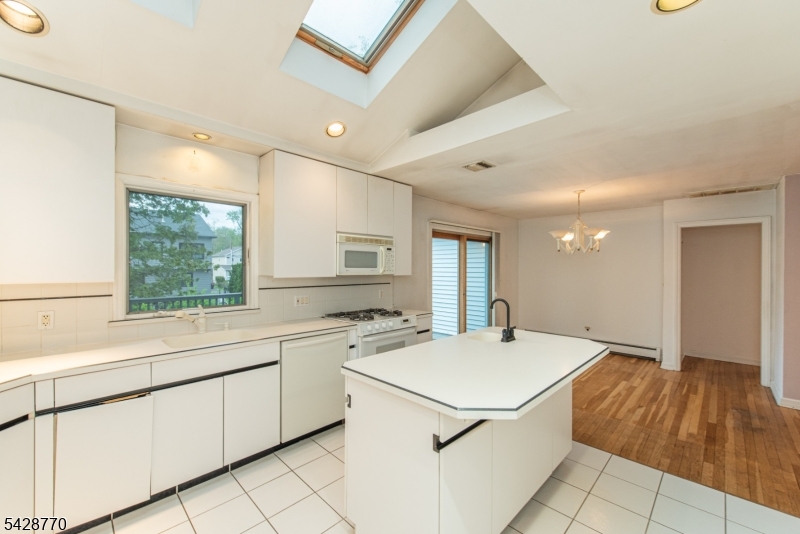 PACKANACK LAKE - Residential