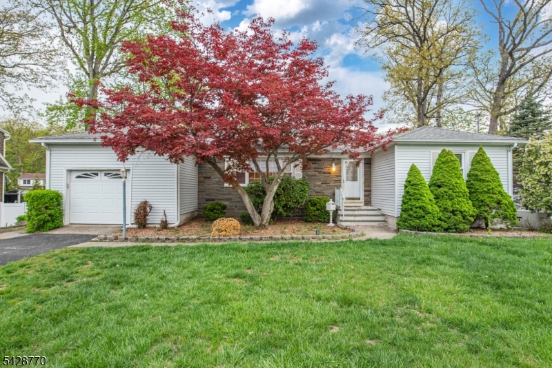 PACKANACK LAKE - Residential