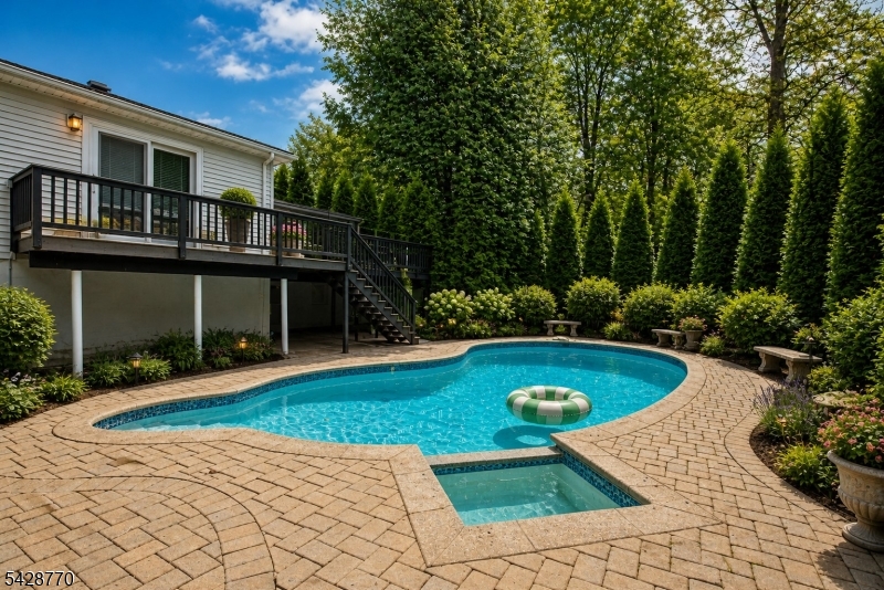 PACKANACK LAKE - Residential