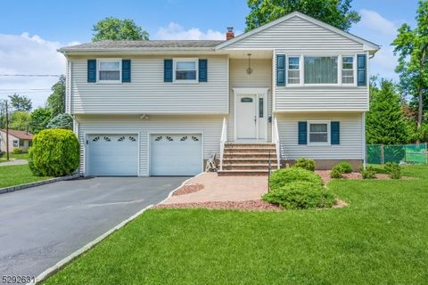 108 Valley Brook Ct, Middlesex Boro, NJ 08846 - #: 3906189