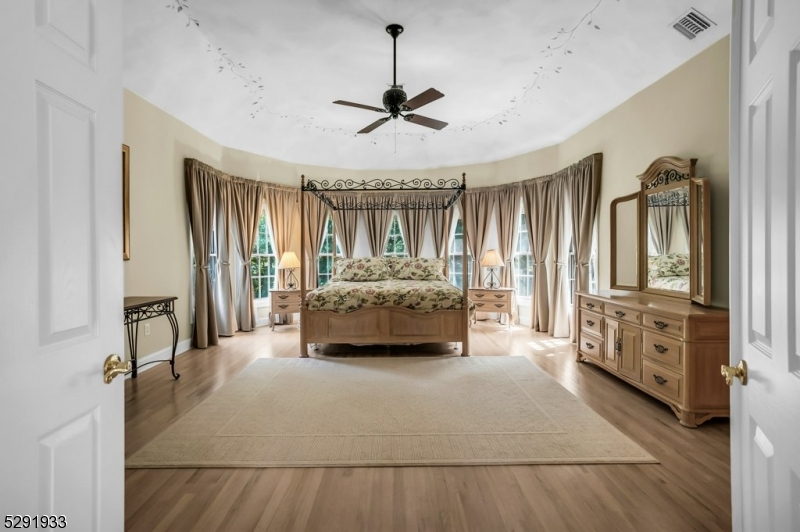 Parkwood Hill Estates - Residential