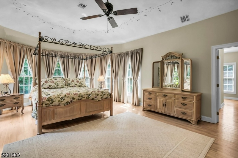 Parkwood Hill Estates - Residential