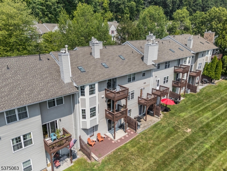 FAIRWAY GREENS - Residential