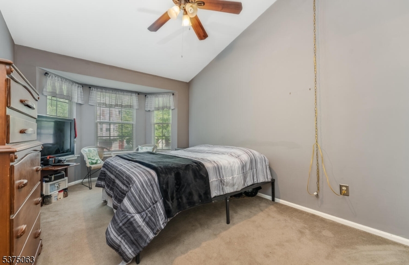 FAIRWAY GREENS - Residential