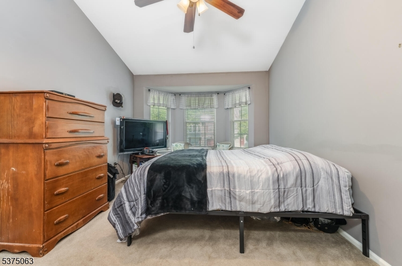 FAIRWAY GREENS - Residential