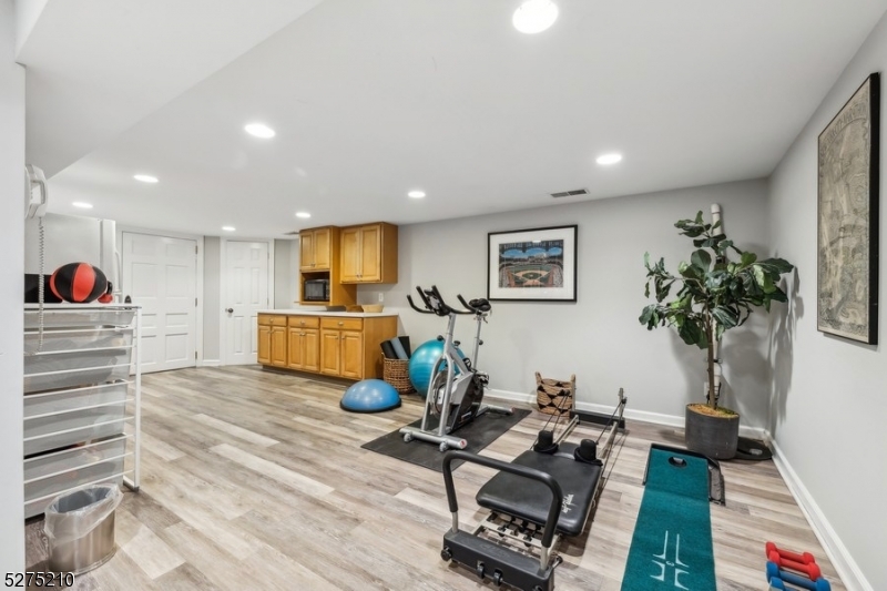 Upper Montclair - Residential