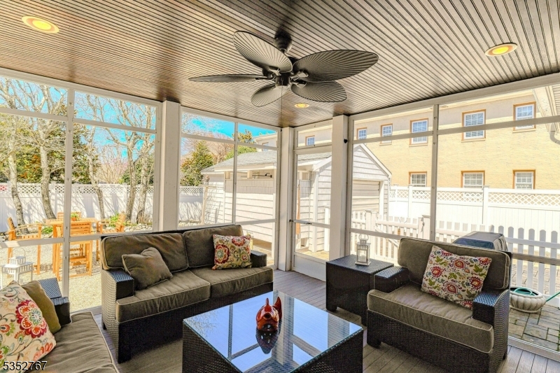 Spray Beach - Residential