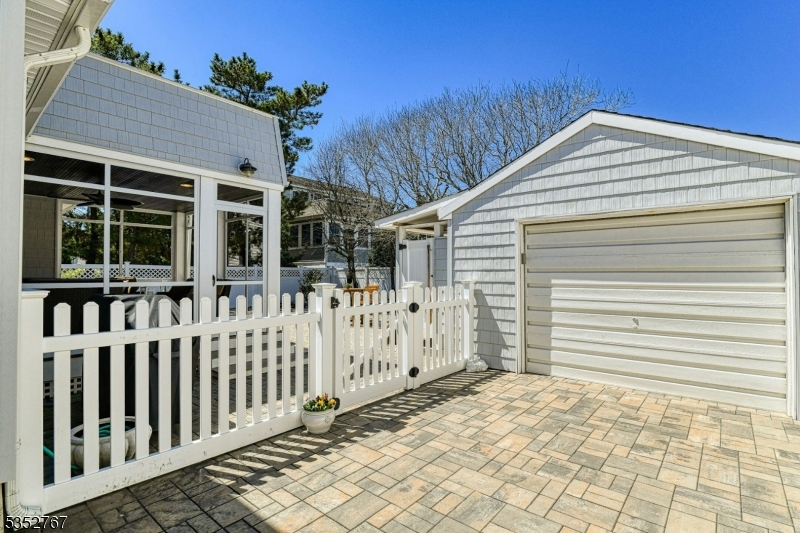 Spray Beach - Residential