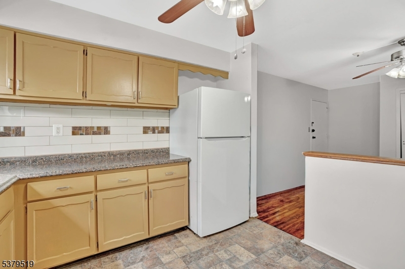 Woodedge Estates - Residential Lease