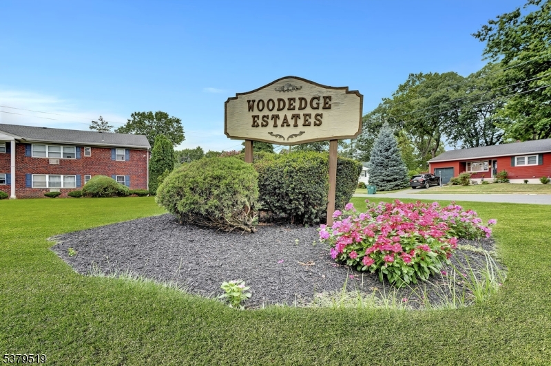 Woodedge Estates - Residential Lease