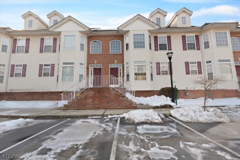 Riverwalk - Residential