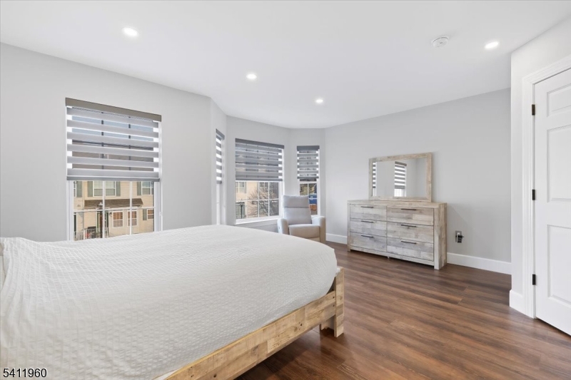 Riverwalk - Residential