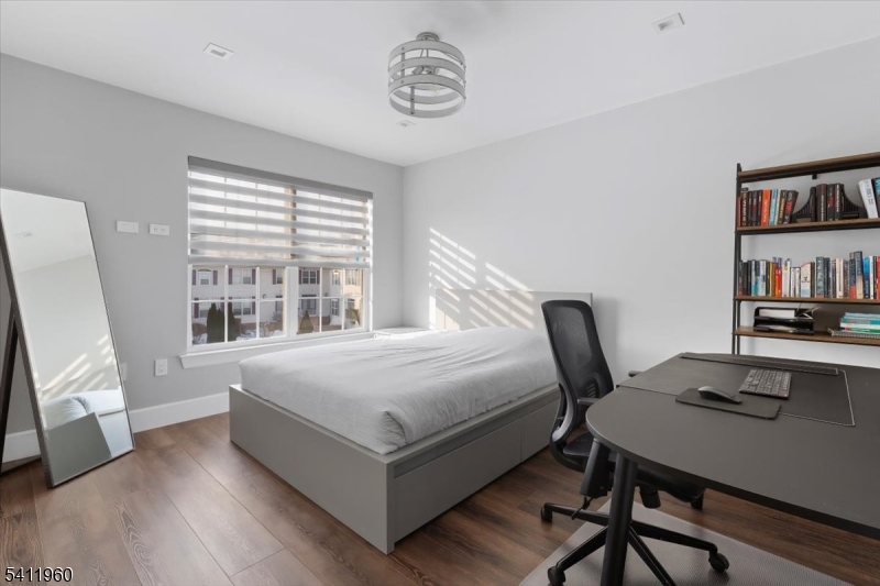 Riverwalk - Residential